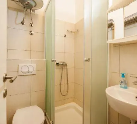 Apartament Centar 1 Private With Ensuite And Kitchenette