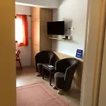 Centar 1 Private With Ensuite And Kitchenette Apartment *