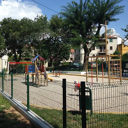 Centar 1 Private With Ensuite And Kitchenette Apartament Split