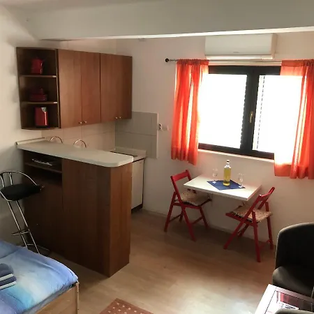 Appartement Centar 1 Private With Ensuite And Kitchenette *