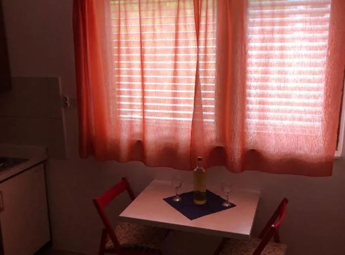 Centar 1 Private With Ensuite And Kitchenette Apartamento