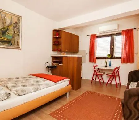 Apartamento Centar 1 Private With Ensuite And Kitchenette *